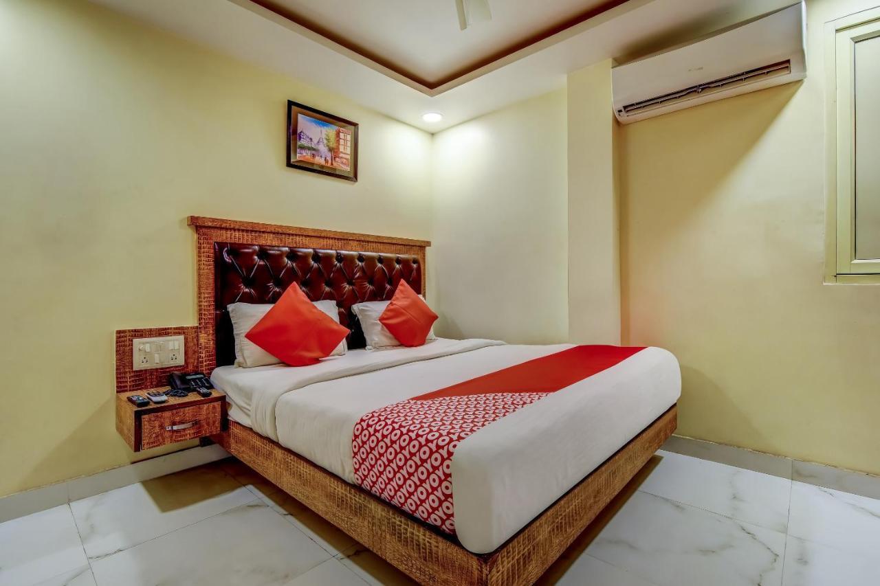 Hotel Sarthak Palace - By Pooja Hospitality Neu-Delhi Exterior foto