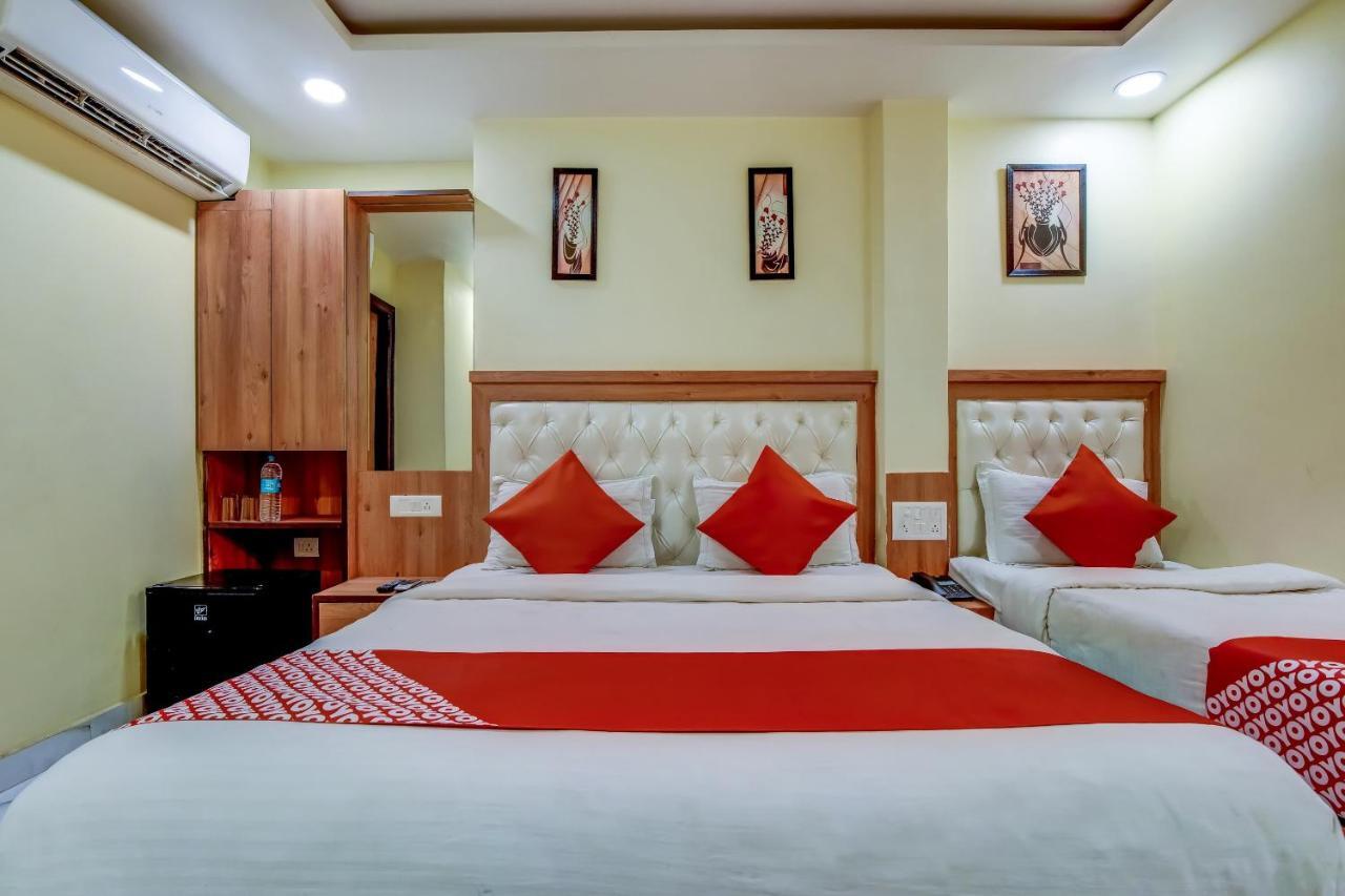 Hotel Sarthak Palace - By Pooja Hospitality Neu-Delhi Exterior foto